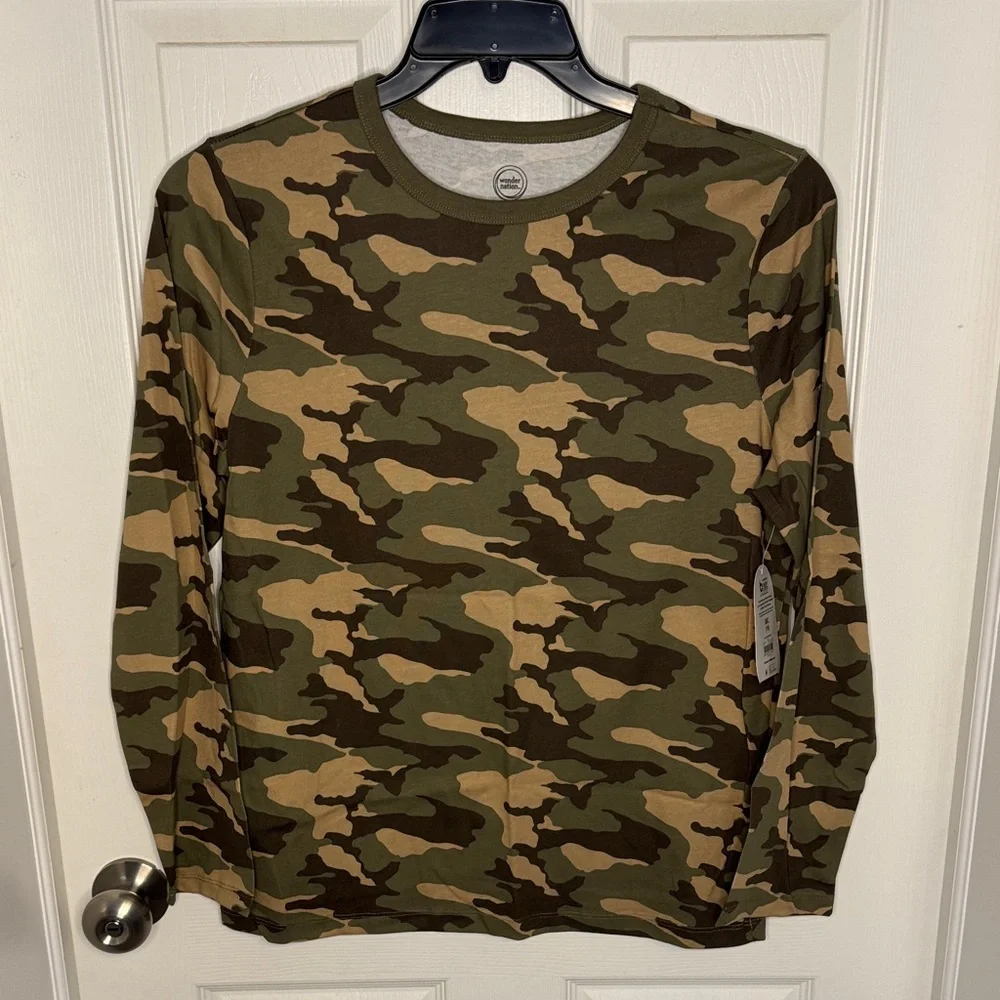 NWT Boys Wonder Nation Camouflage Long Sleeve Tee